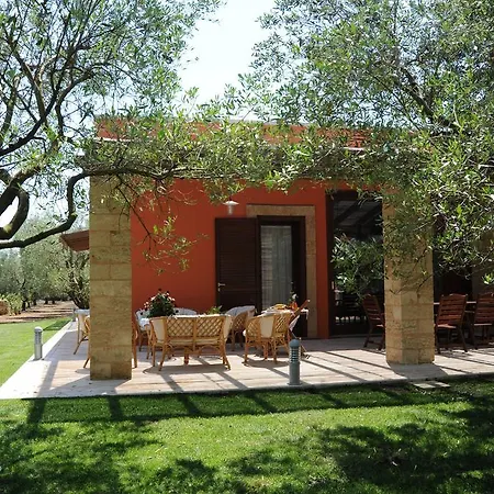 Bed & Breakfast Biancolivo In Salento