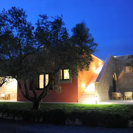 Biancolivo In Salento Bed & Breakfast *