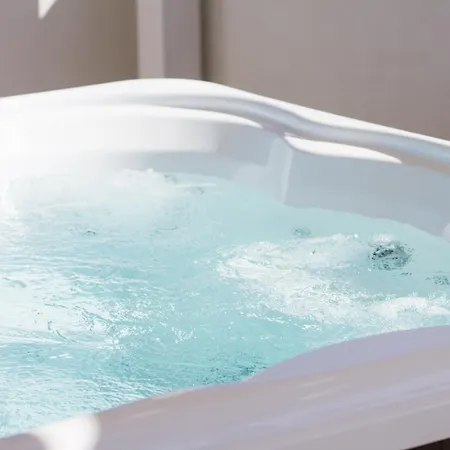 Biancolivo In Salento Bed & Breakfast